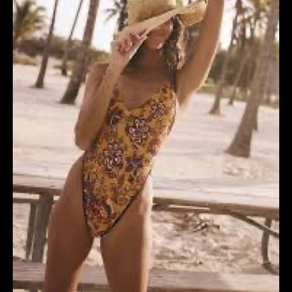 Free People Free-Est Amber Printed One Piece Swimsuit - Picture 1 of 8